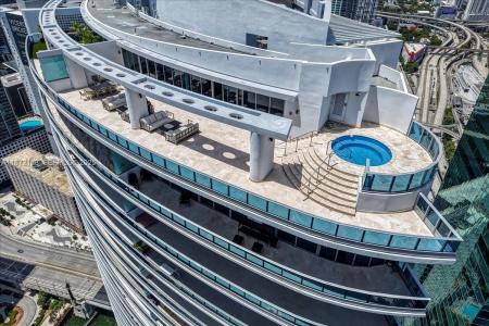 200 Biscayne Boulevard Way PH 5401, Miami, Florida 33131, USA