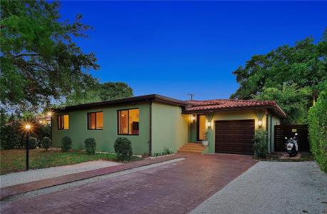 156 NW 90th St, El Portal, Florida 33150