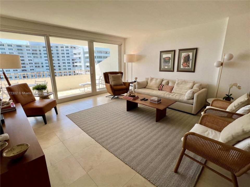 177 Ocean Lane 1007, Key Biscayne, Florida 33149, USA