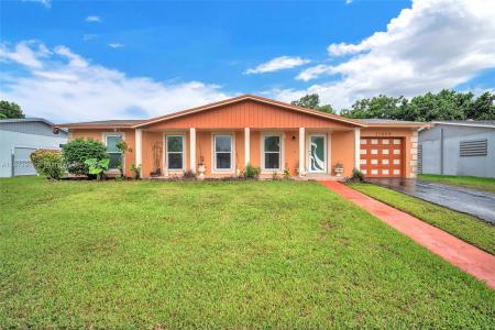 11024 SW 157th Ter, Miami, Florida 33157, USA
