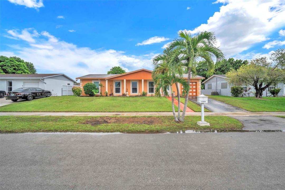 11024 SW 157th Ter, Miami, Флорида 33157, Соединенные Штаты