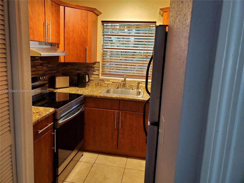 1300 Moffett St 307, Hallandale Beach, Flórida 33009, Estados Unidos