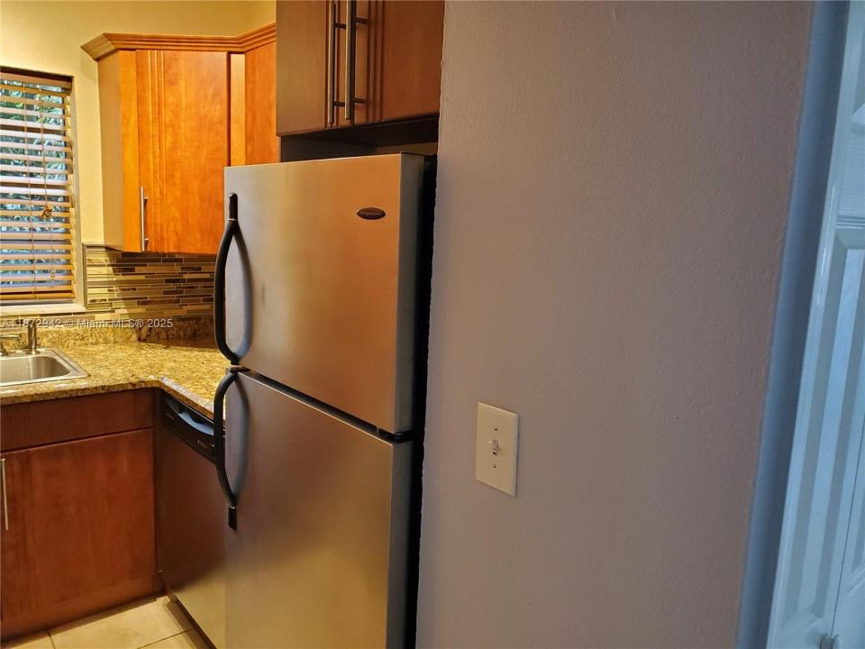 1300 Moffett St 307, Hallandale Beach, Flórida 33009, Estados Unidos
