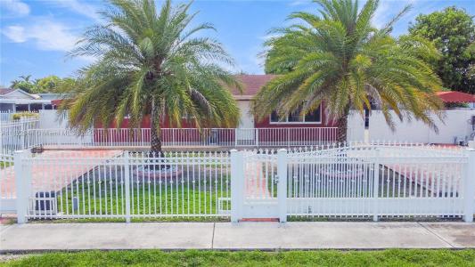 11820 SW 206th St, Miami, Florida 33177, USA