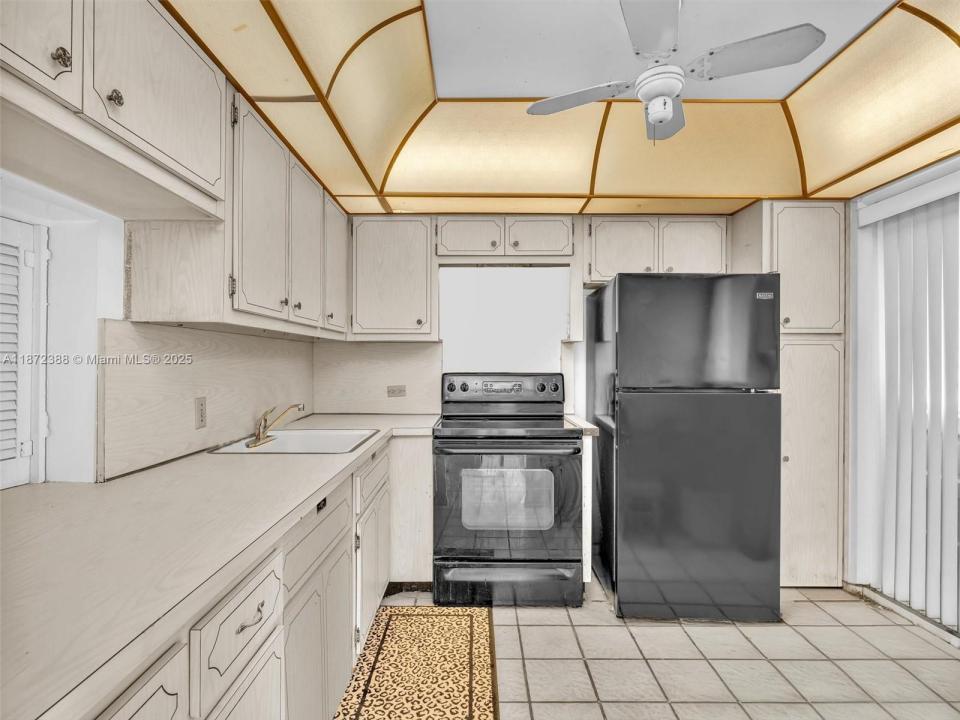445 NE 195th St 431, Miami, フロリダ 33179, アメリカ合衆国