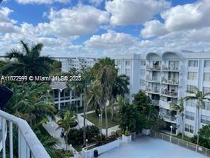 492 NW 165th St Rd C-510, Miami, Florida 33169, USA