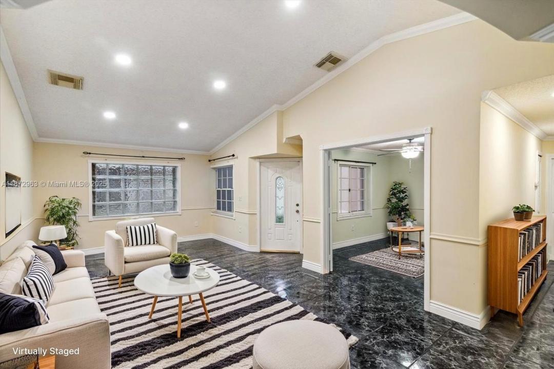 17610 SW 4th Ct, Pembroke Pines, פלורידה 33029, ארצות הברית של אמריקה 