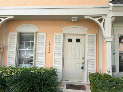 16654 Hemingway Dr 16654, Weston, Florida 33326, USA