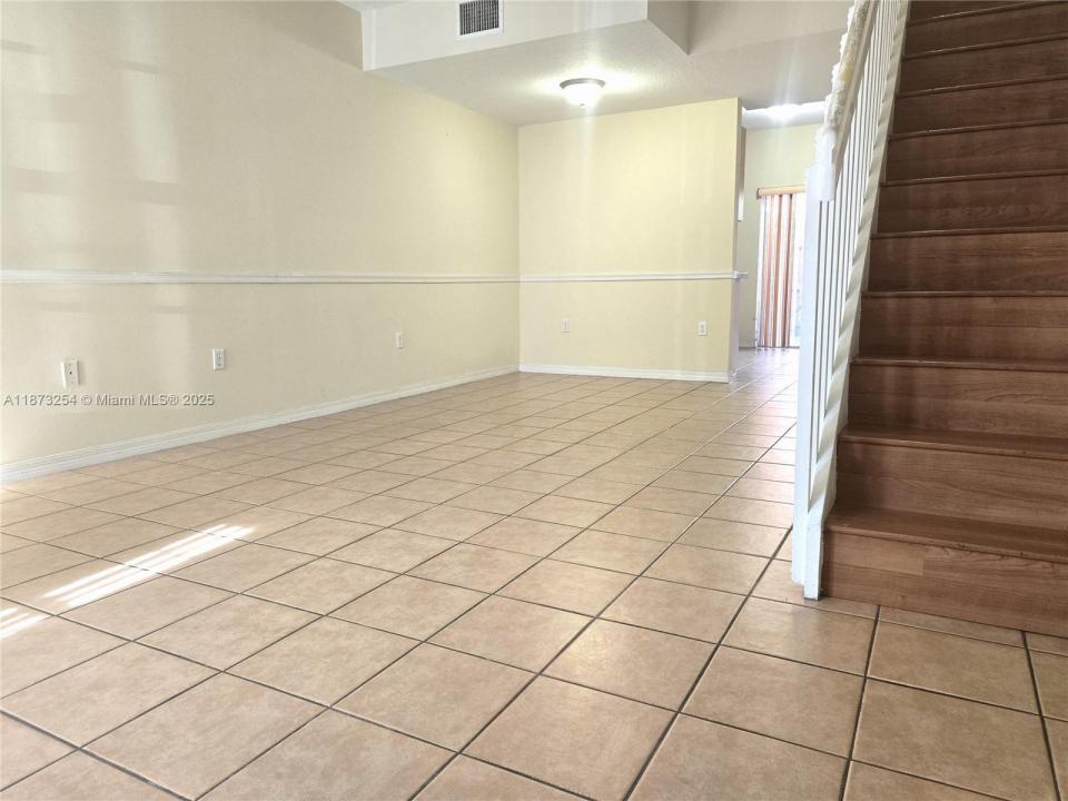 209 NW 109th Ave 402, Miami, Florida 33172, Amerika Birleşik Devletleri