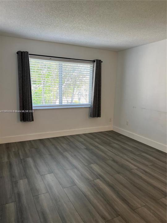 7840 Camino Real 306, Miami, Floride 33143, États-Unis