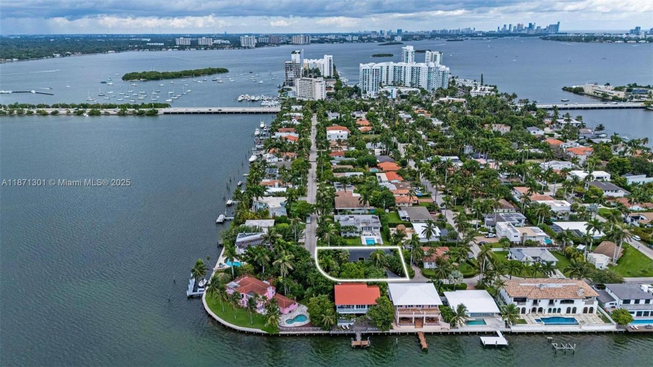7401 Miami View Dr, North Bay Village, Florida 33141
