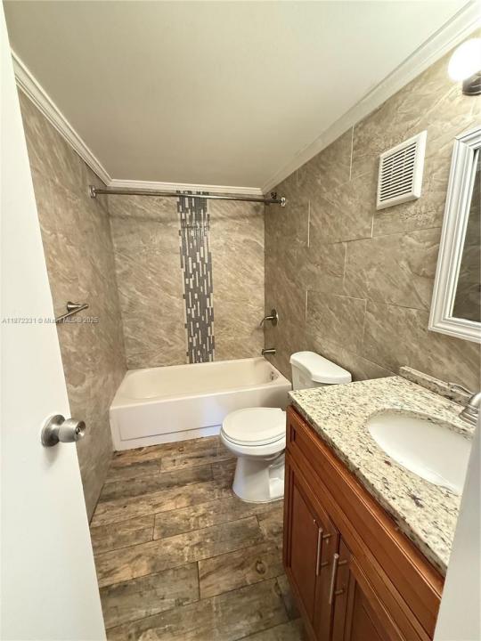 1798 NW 55th Ave 203, Lauderhill, Flórida 33313, Estados Unidos