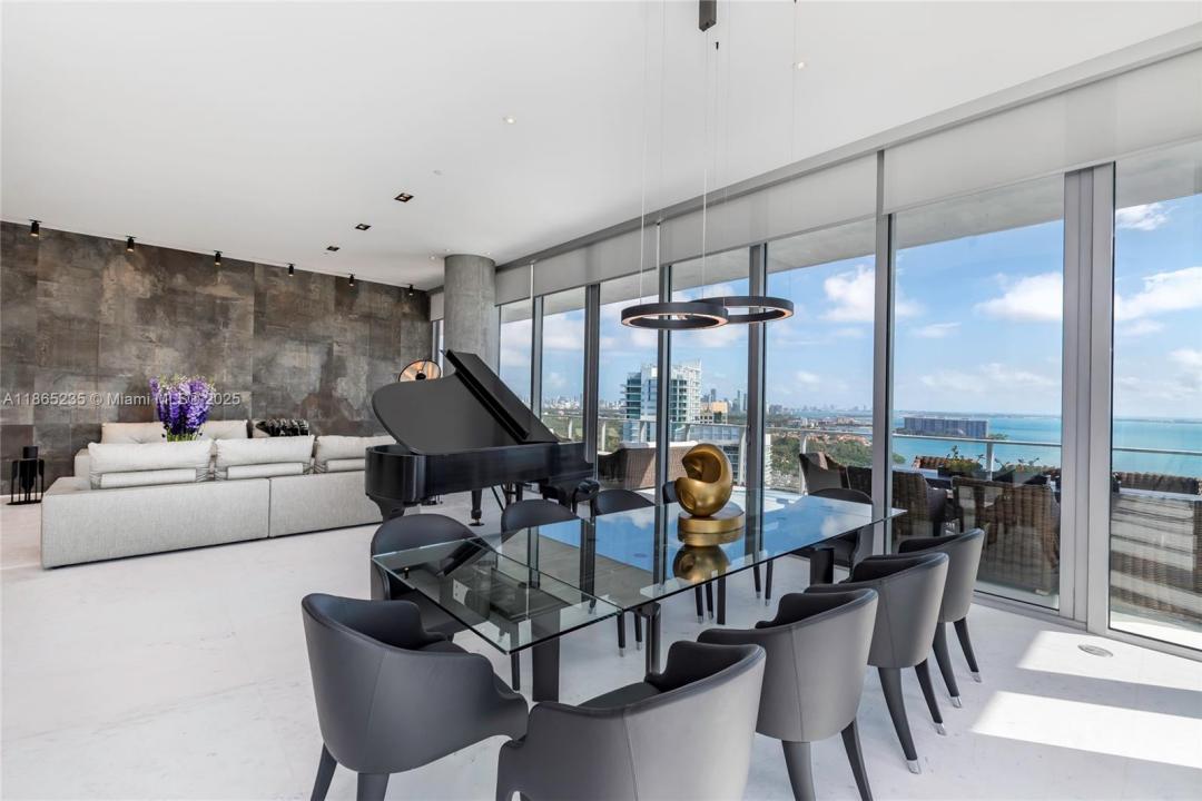 2669 S Bayshore Dr PH1-N, Coconut Grove, Florida 33133