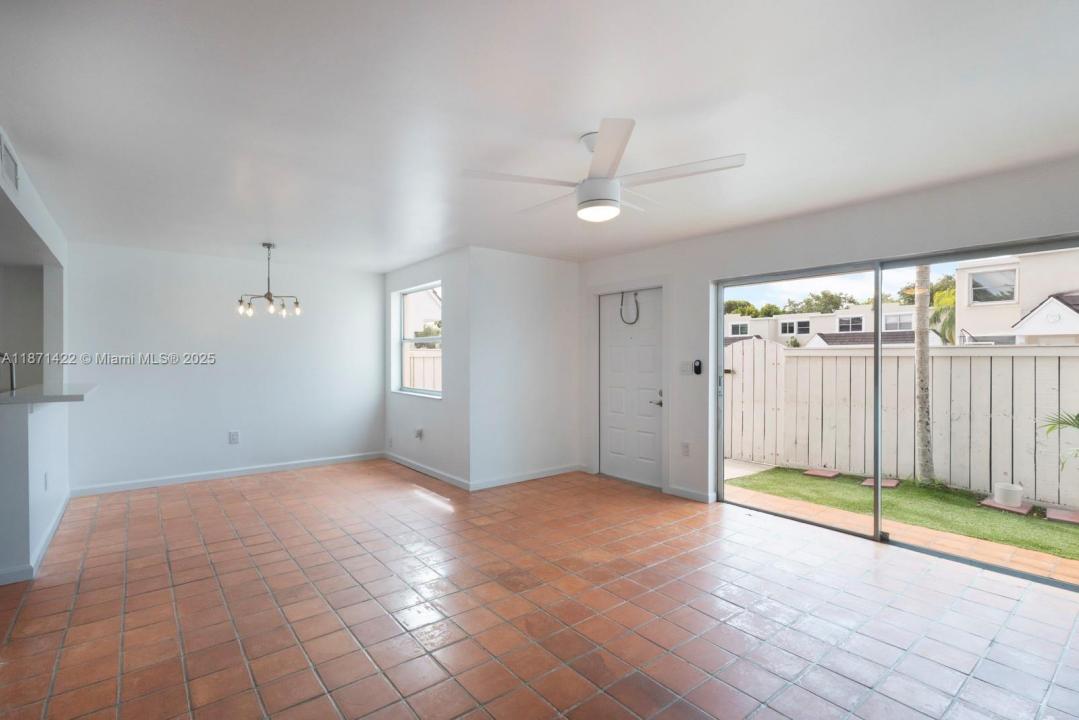 6855 SW 45th Ln 2, Miami, Florida 33155