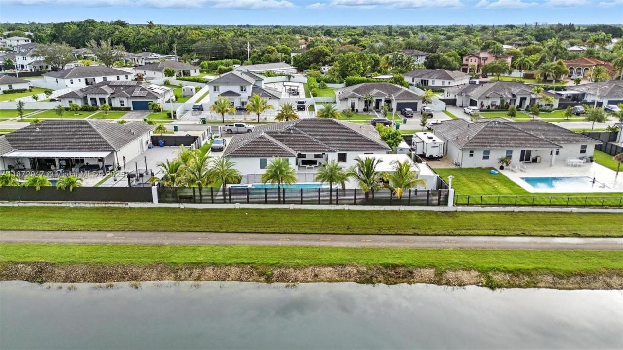 19302 SW 132nd Path, Miami, Florida 33177, Estados Unidos