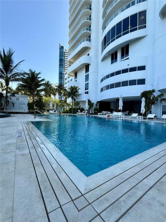 6365 Collins Ave 904, Miami Beach, פלורידה 33141, ארצות הברית של אמריקה 