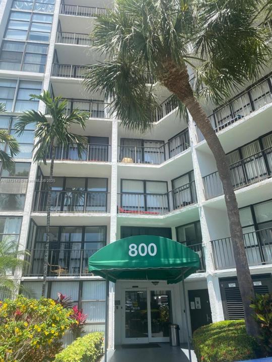 800 Parkview Dr 104, Hallandale Beach, Flórida 33009, Estados Unidos