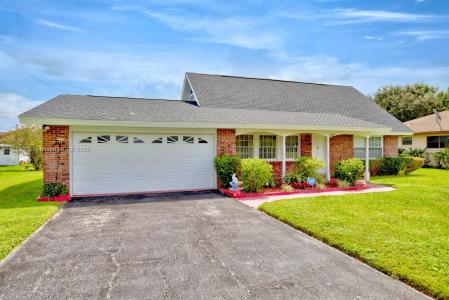 3818 Medina Way, Sebring, Florida 33875, USA