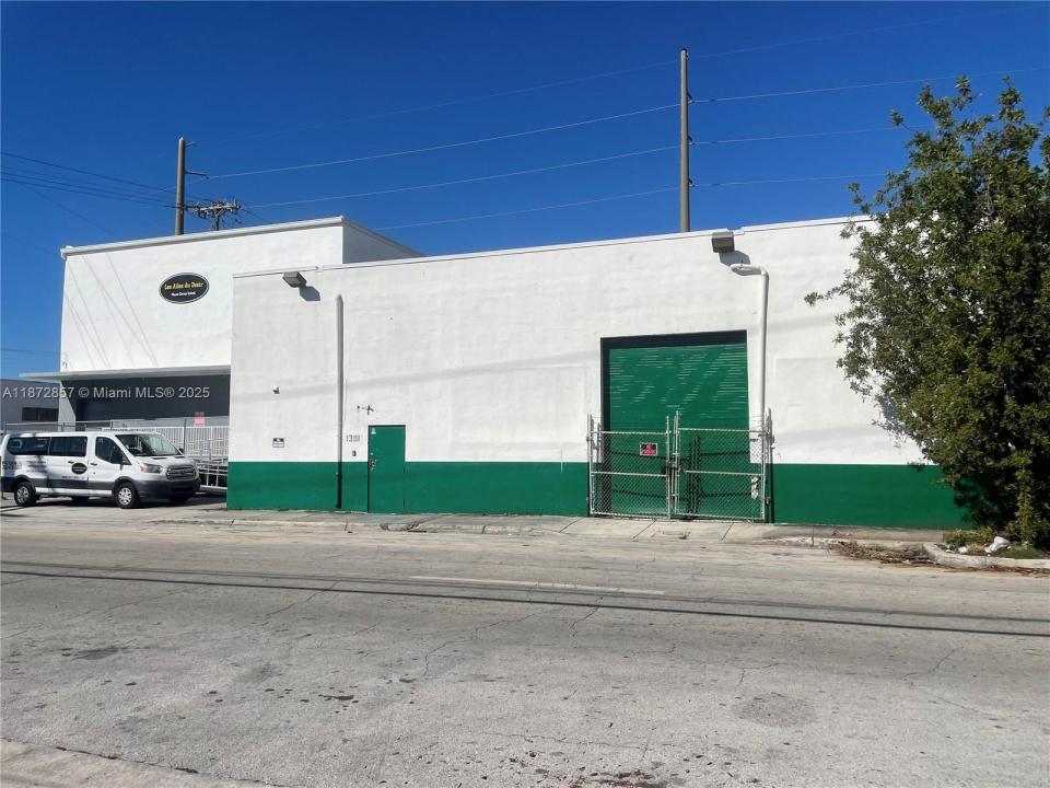 1395 NW 22nd St, Miami, Florida 33142, Stati Uniti