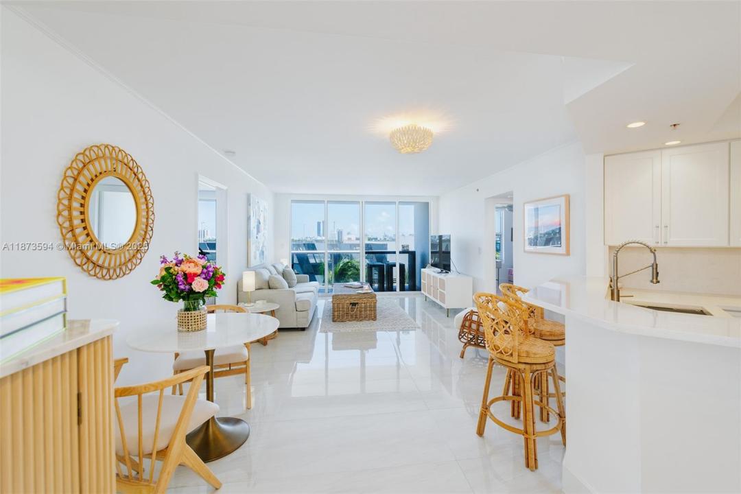 1800 Sunset Harbour Dr 703, Miami Beach, Florida 33139