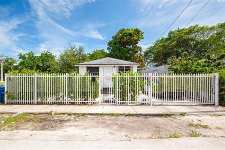 1820 NW 63rd St, Miami, Florida 33147, USA