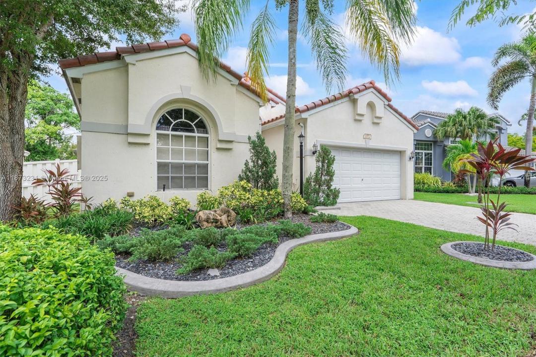 1572 NW 135th Ave, Pembroke Pines, Florida 33028, Stati Uniti