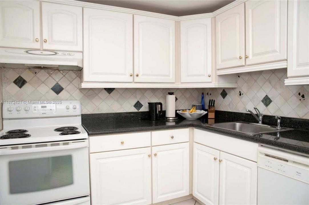 2201 S Ocean Dr 1606, Hollywood, Florida 33019, Amerika Birleşik Devletleri