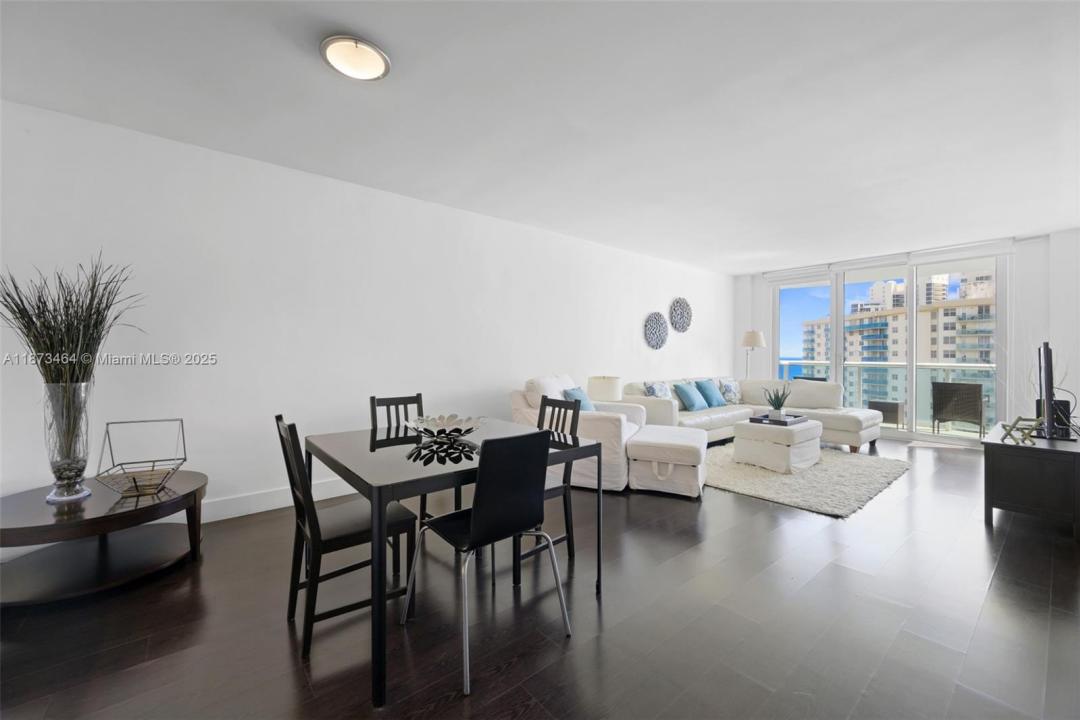 19380 Collins Ave 1414, Sunny Isles Beach, Florida 33160, USA