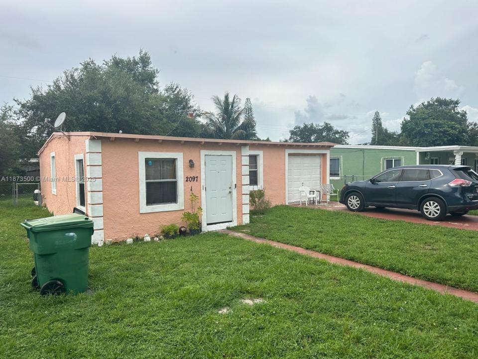 2097 Wilmington St, Opa-Locka, Florida 33054, HOA KỲ