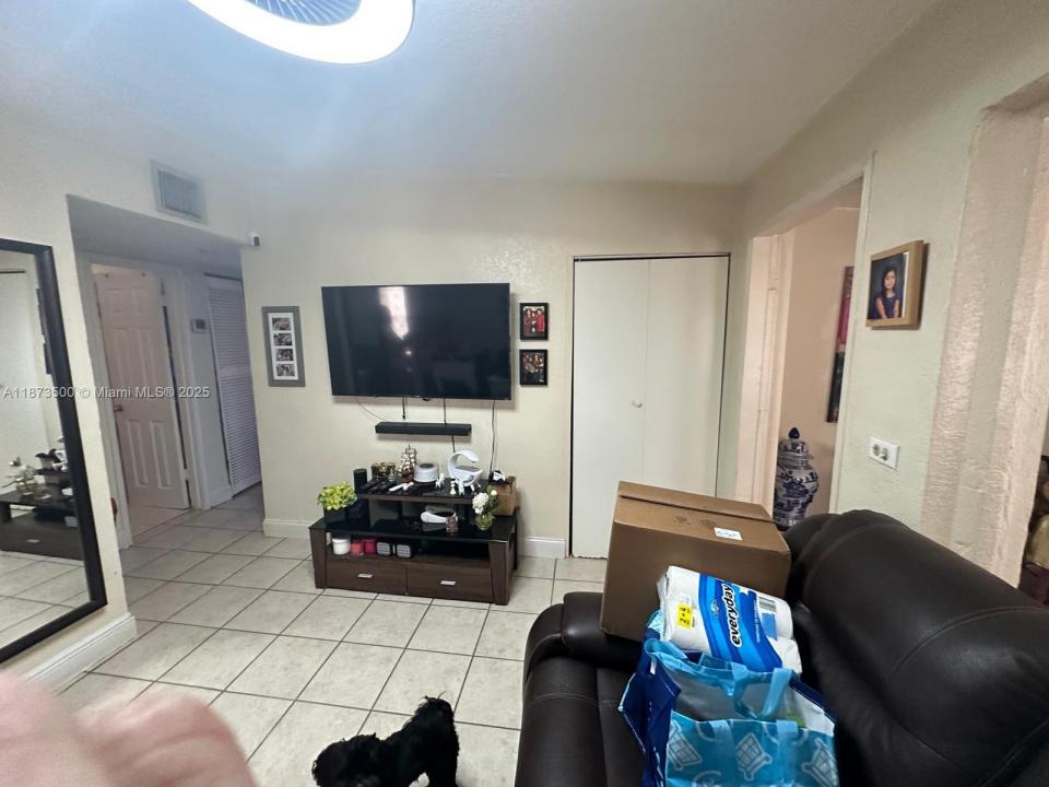 2097 Wilmington St, Opa-Locka, Florida 33054, HOA KỲ