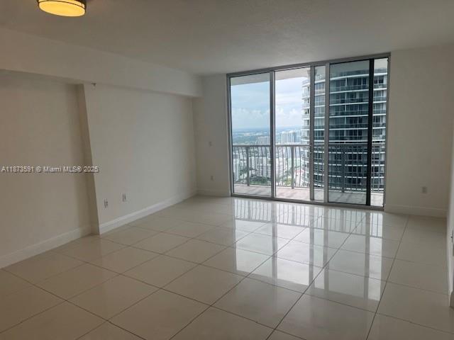 1750 N Bayshore Dr 5207, Miami, Florida 33132, Estados Unidos