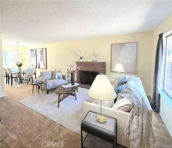 Vista Rambla, Walnut, 加州 91789, 美國