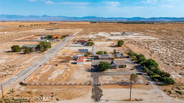 E Avenue H, Lancaster, California 93535