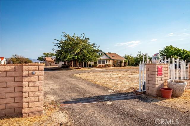 E Avenue H, Lancaster, California 93535