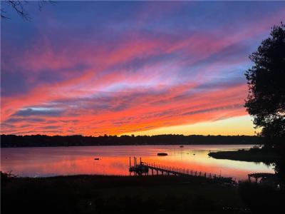5 Pokanoket Trail, Warren, RI 02885, USA