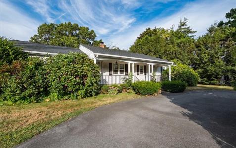 1189 Atwood Avenue, Johnston, Rhode Island 02919, Stati Uniti