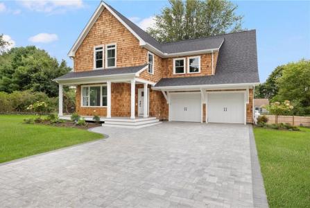 55 Dolphin Avenue, Jamestown, Rhode Island 02835