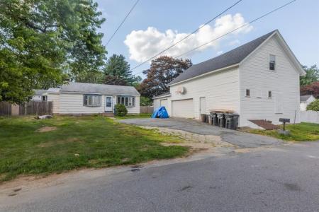 7 Belvedere Street, Johnston, RI 02919, USA