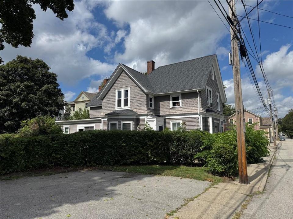 121 Duke Street, East Greenwich, Rhode Island 02818