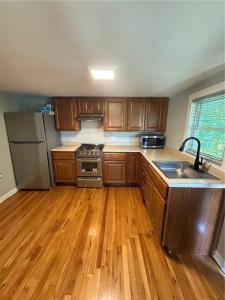 3560 Quaker Lane, North Kingstown, Rhode Island 02852