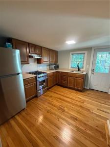 3560 Quaker Lane, North Kingstown, Rhode Island 02852