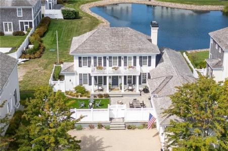 59 Carnegie Harbor Drive, Portsmouth, RI 02871, USA
