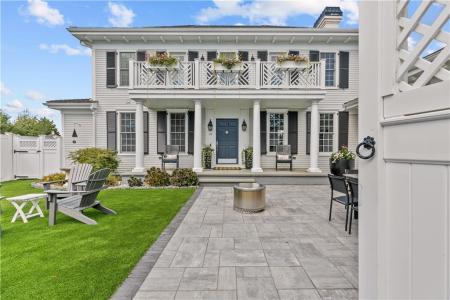 59 Carnegie Harbor Drive, Portsmouth, רוד איילנד 02871, ארצות הברית של אמריקה