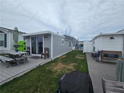 689 Succotash Road, South Kingstown, RI 02879, USA