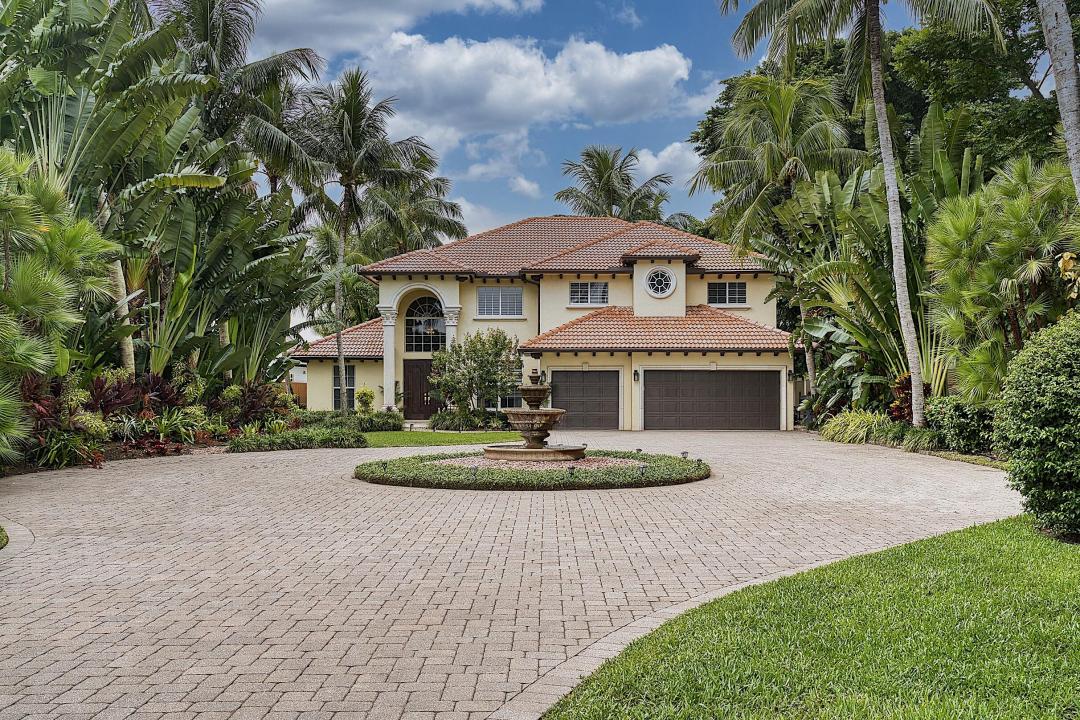 6297 Pine Drive, Lake Worth, Florida 33462