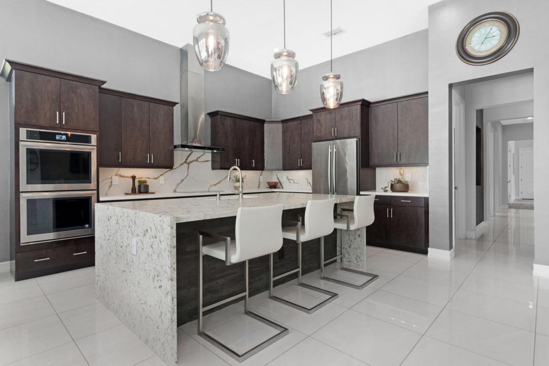 5202 S Sterling Ranch Circle, Davie, Florida 33314