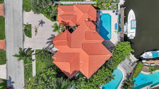 4830 NE 28 Avenue, Lighthouse Point, Florida 33064