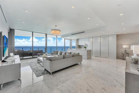 15701 Collins Ave 902, Sunny Isles Beach, Florida 33160, USA