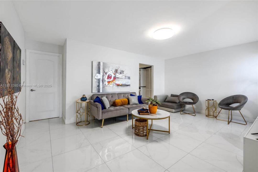 11451 SW 5th St 1, Sweetwater, Florida 33174