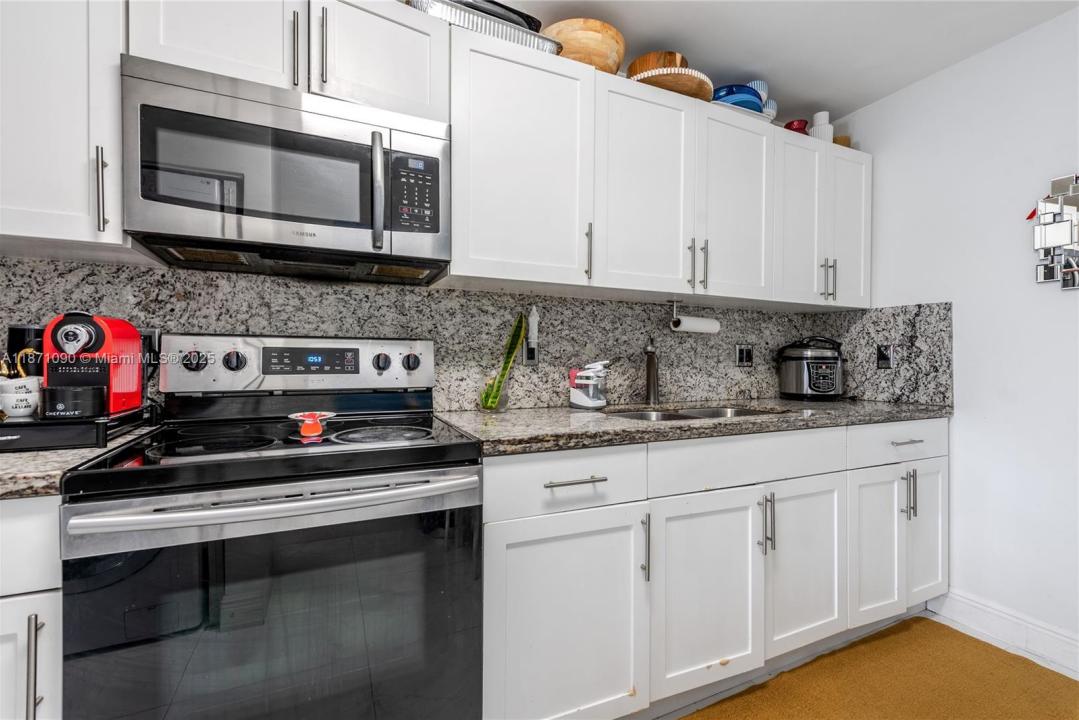 11451 SW 5th St 1, Sweetwater, Florida 33174